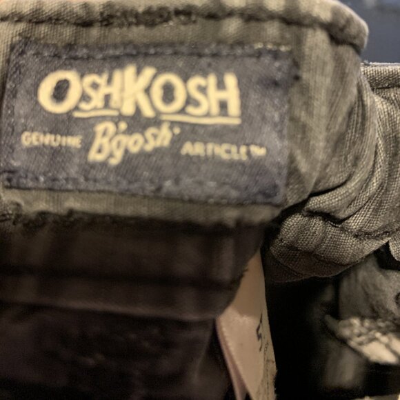 Oshkosh Boys 5T Grey Cargo Pants - Picture 3 of 5